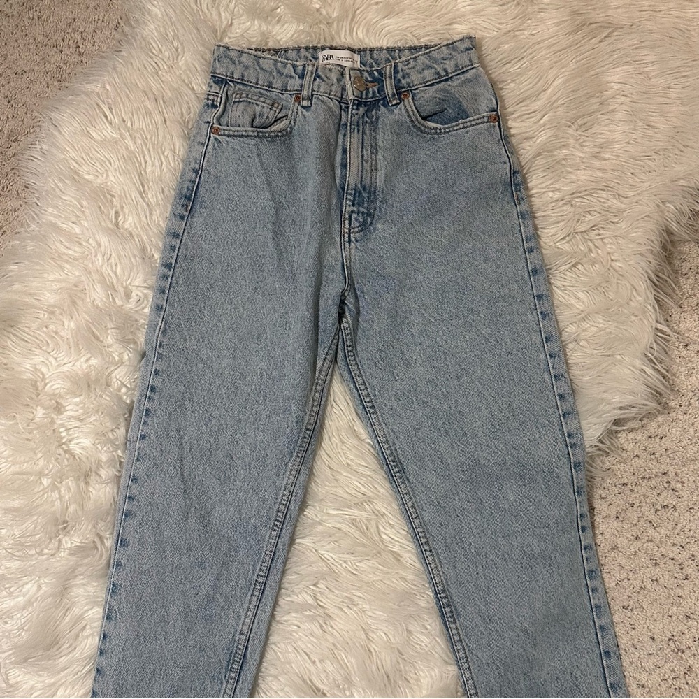 Zara Light Blue Denim Jeans